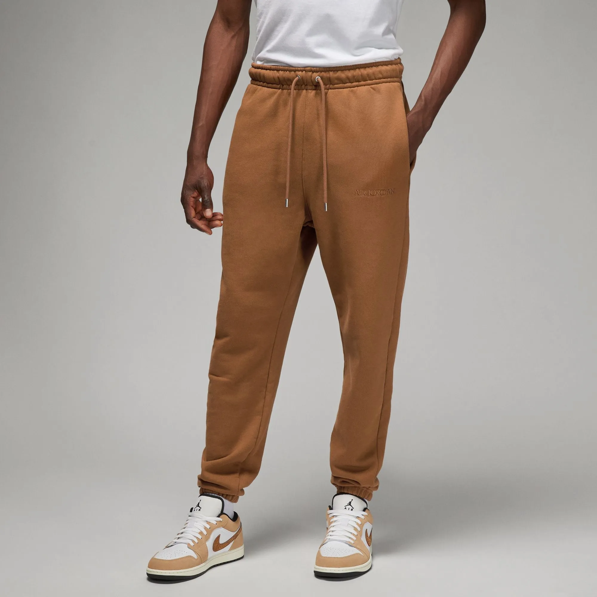 Air Jordan Mens Wordmark Fleece Pants