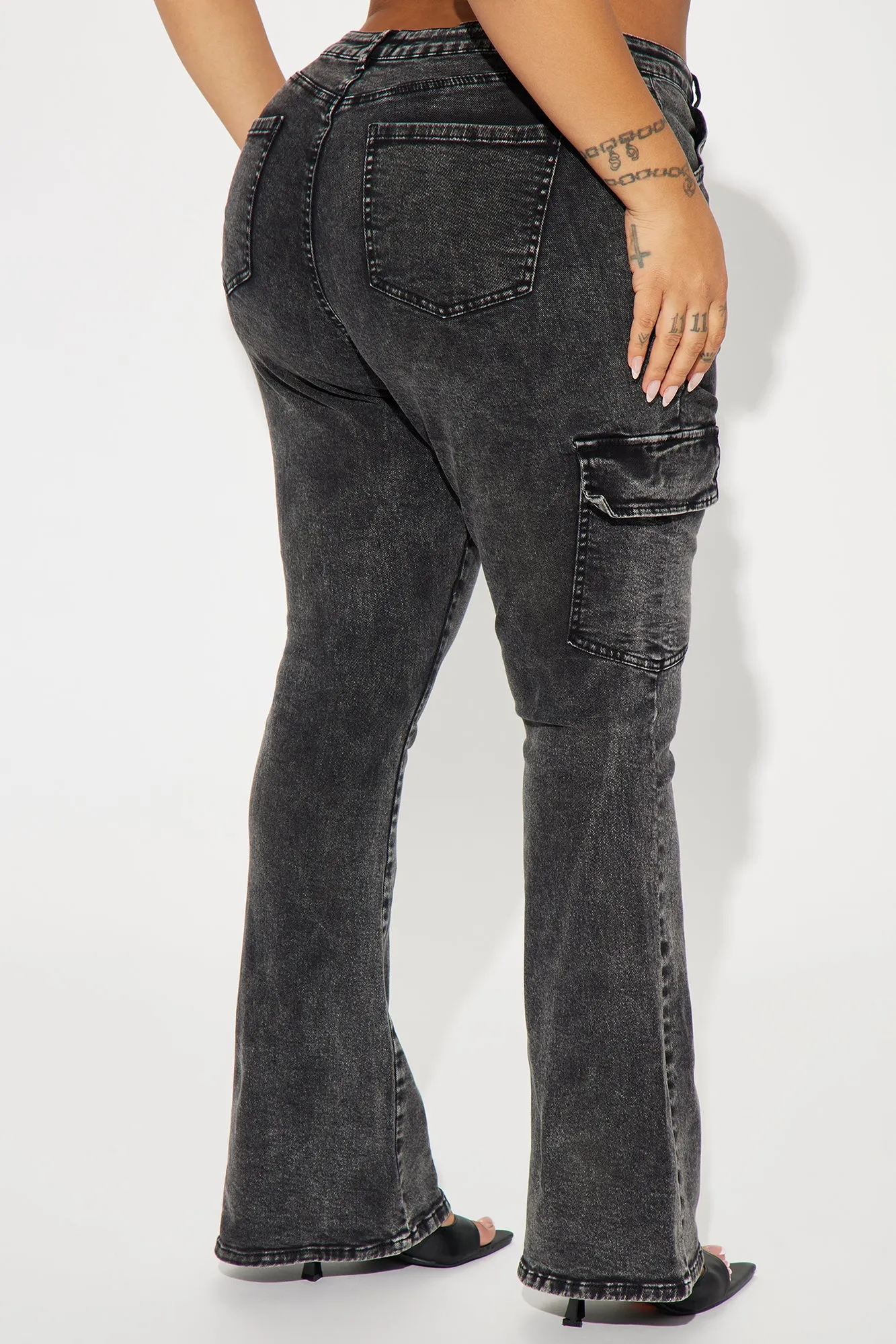 Mindy Cargo Mineral Wash Flare Pant - Black