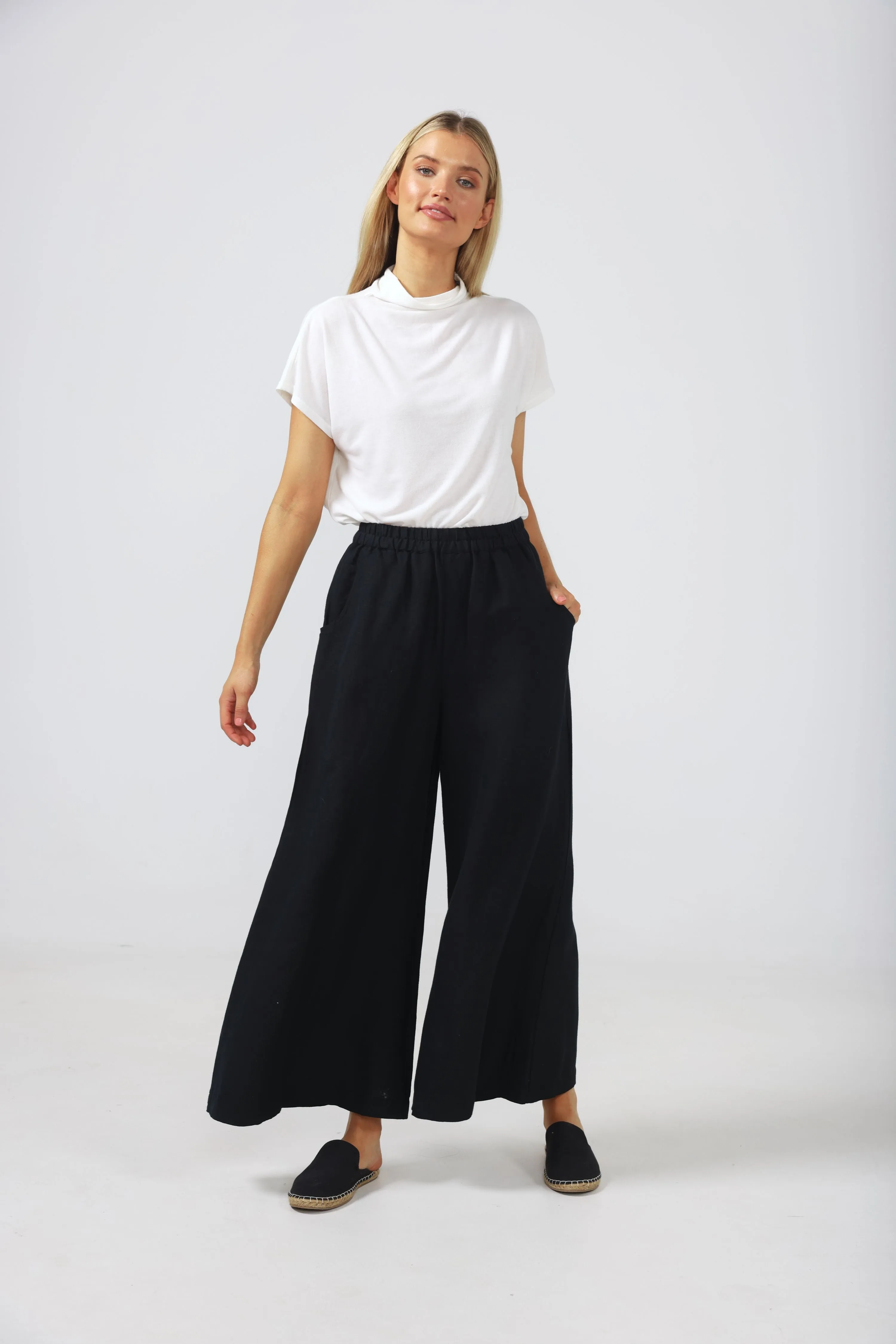 Postiano Pants (Black Linen Viscose)