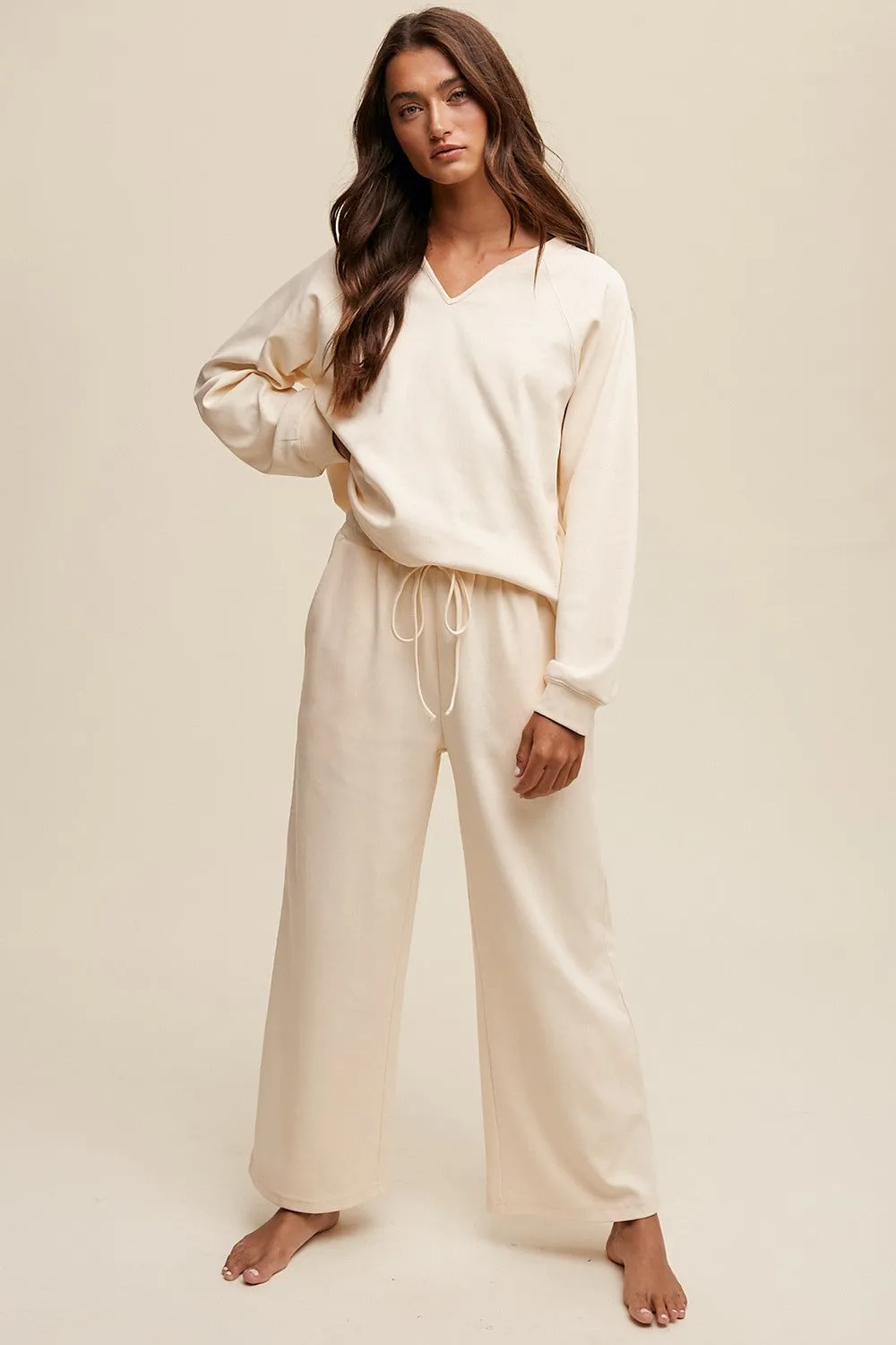 The Alina Sweatshirt and Pants set in Cream